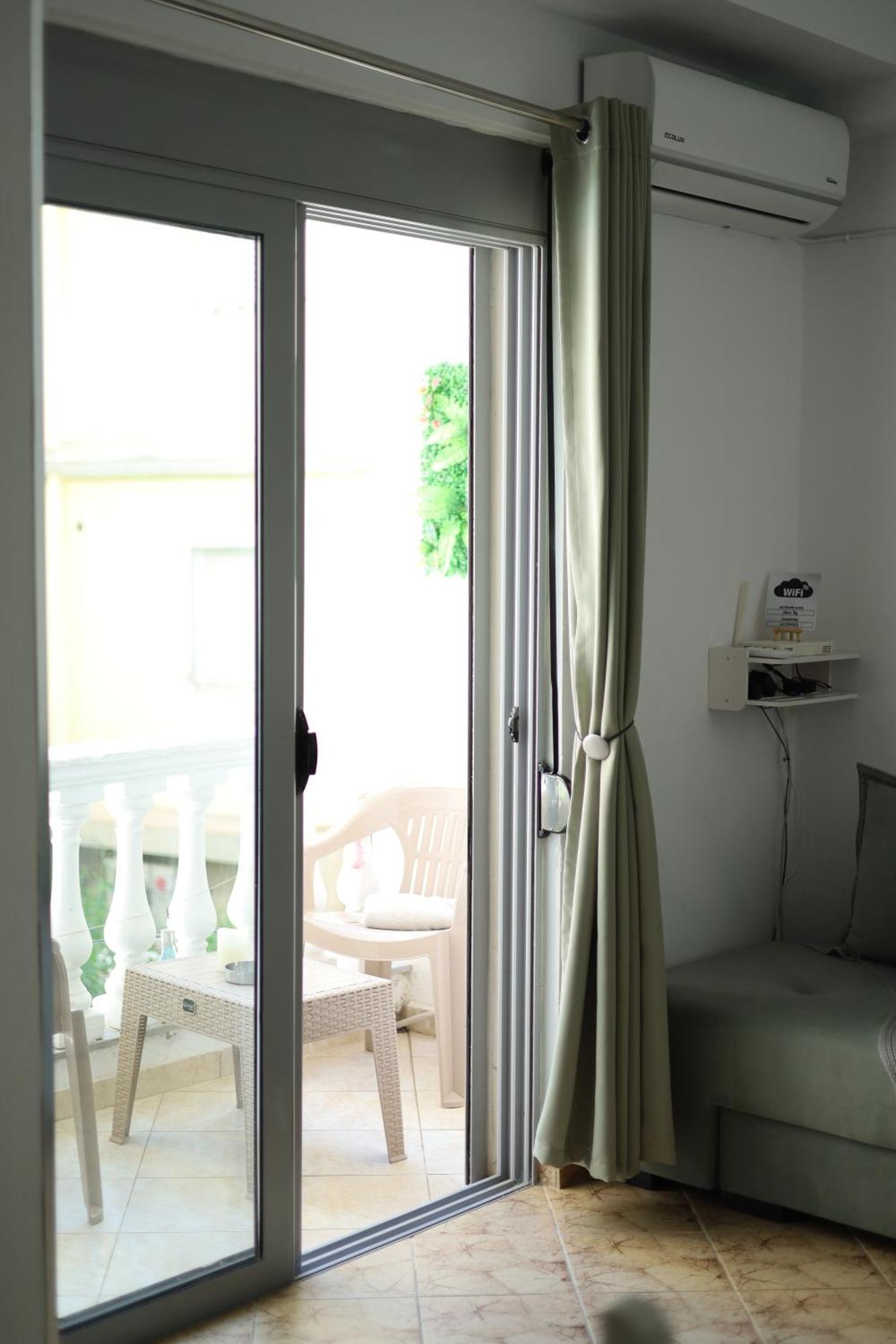 Happy Apartment Saranda Kültér fotó